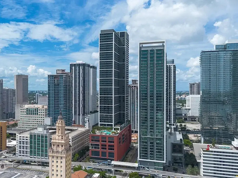 3BR Penthouse Direct, Stunning Water Views
