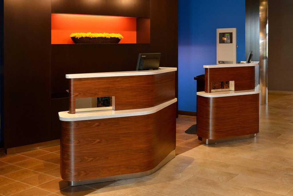 Courtyard by Marriott Youngstown Canfield - Général