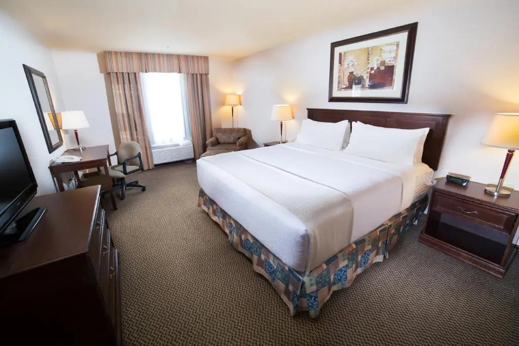 Holiday Inn Hotel & Suites West Edmonton by IHG - Chambres
