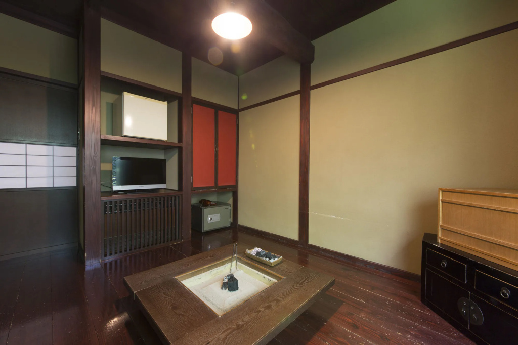 Fujiya — 3