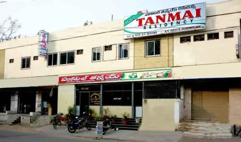 HotelTanmai Residency By Iroomz