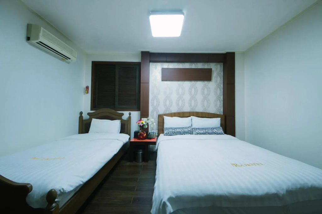 Rexhotel - фото 42