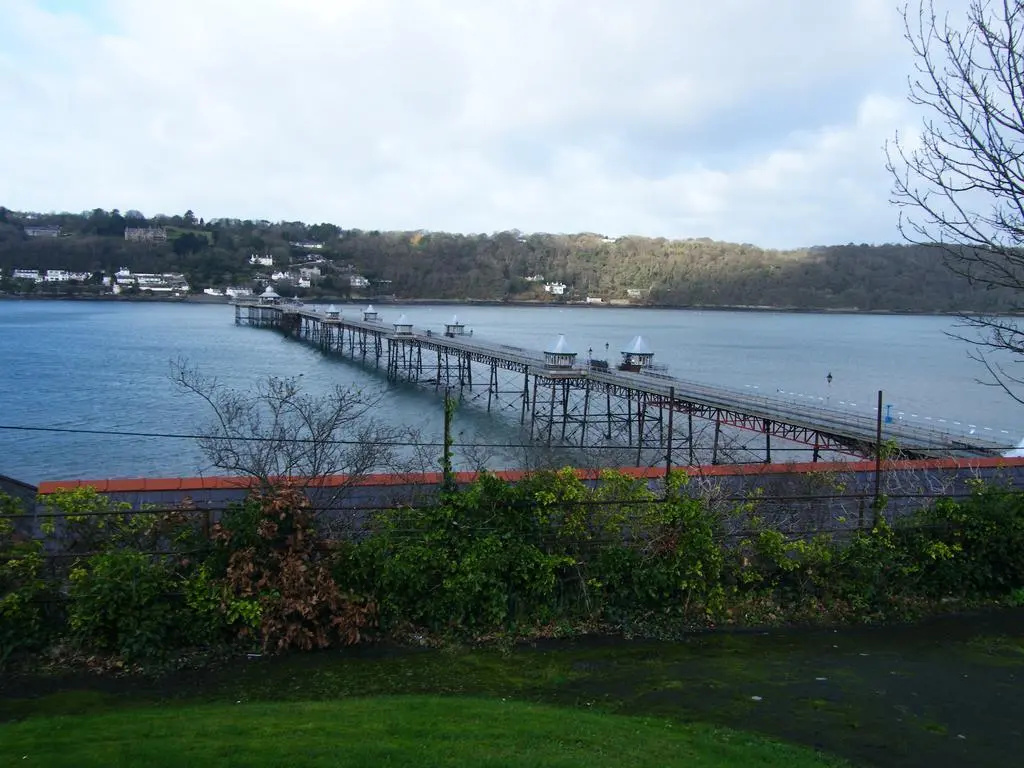 Beach & Waterfront