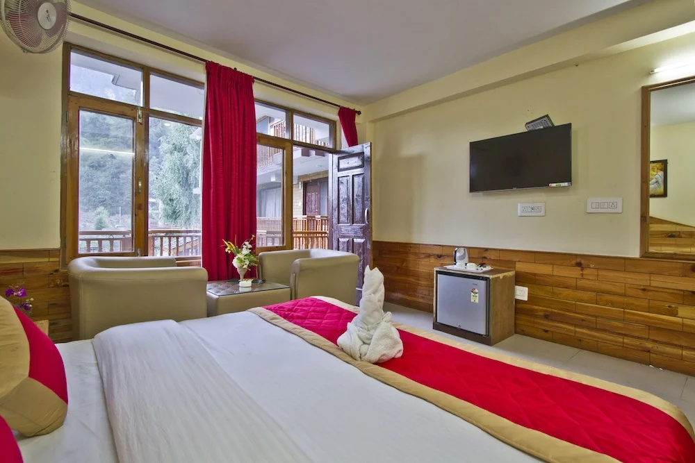 Standard Double room (full double bed)