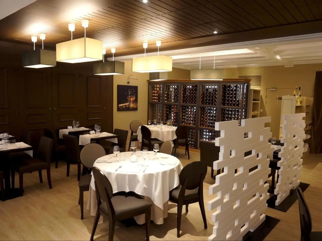Food & Beverage