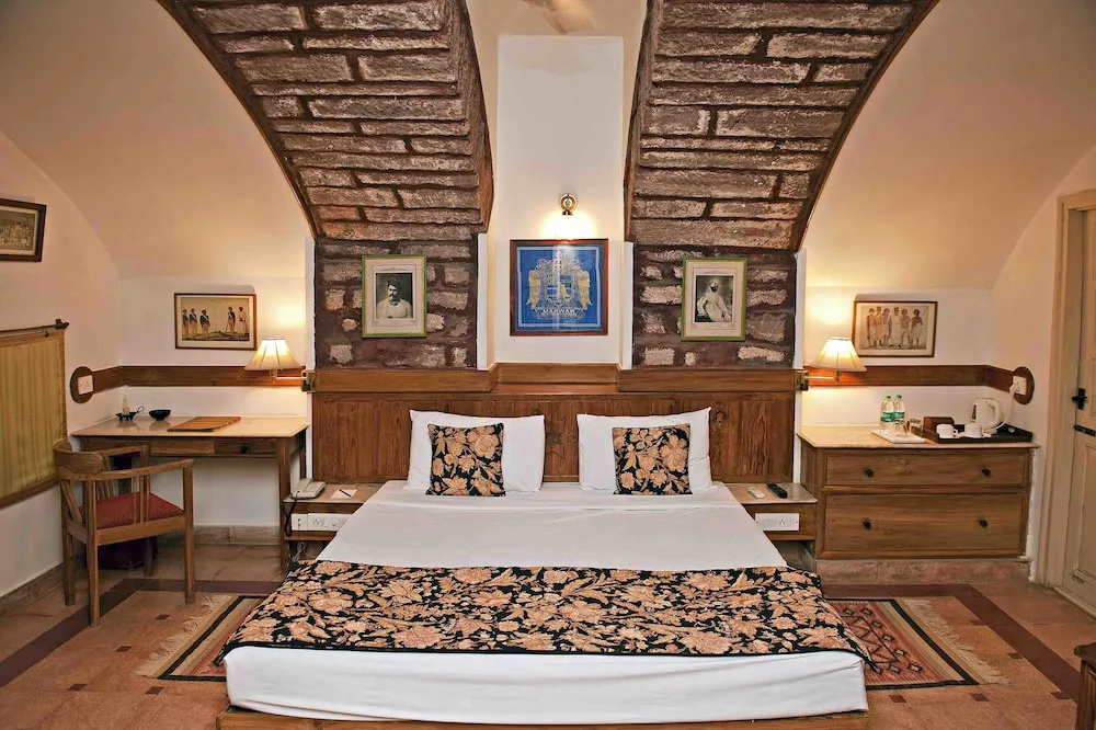 WelcomHeritage Bal Samand Lake Palace - Chambres