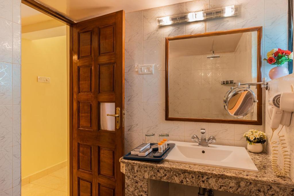 De Mandarin Beach Resort Suites & Villas