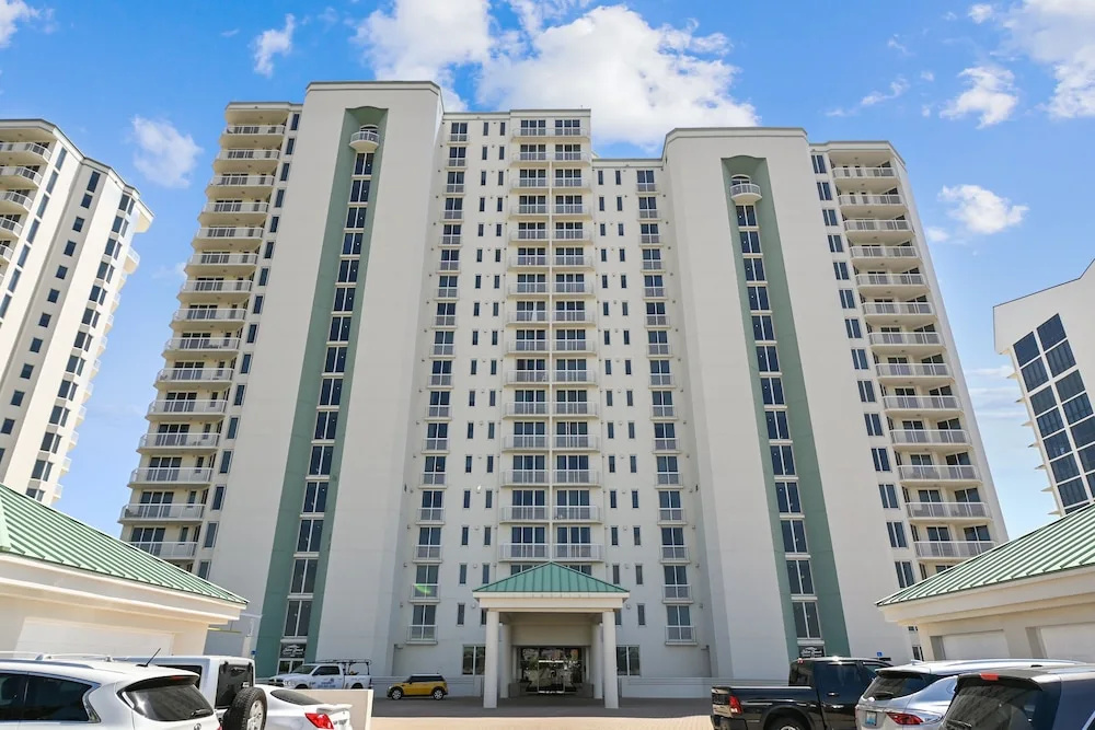 Silver Beach Towers 506w 4 Bedroom Condo by RedAwning