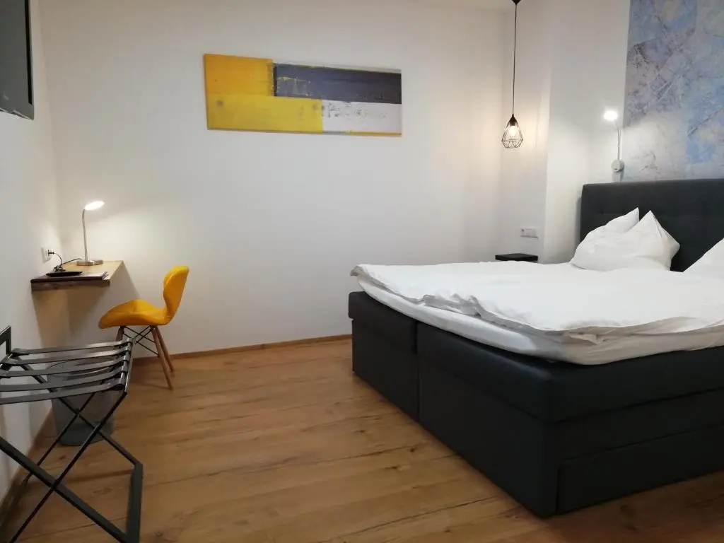 Hotel Zum goldenen Hirschen - Chambres
