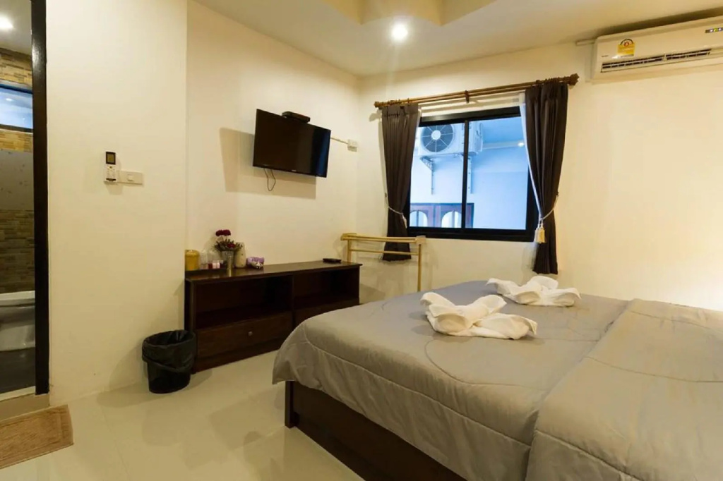 Hotel photo 13