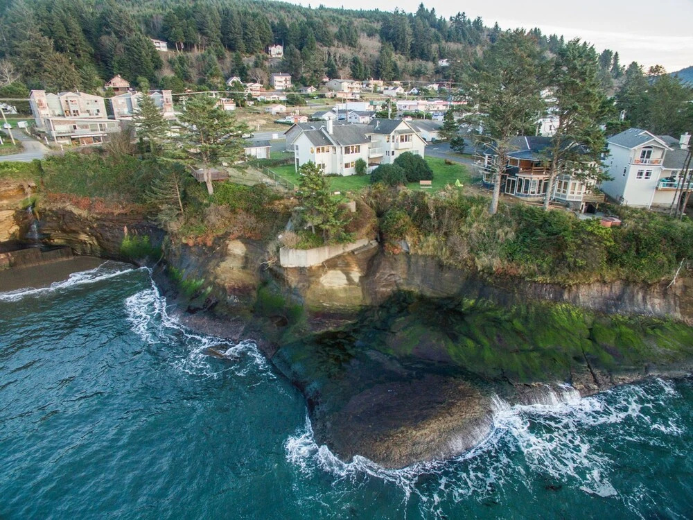 Pirate's Cove