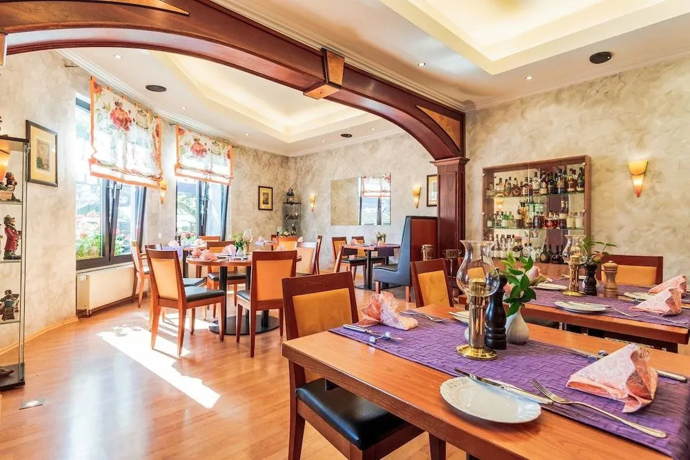 Hotel Restaurant Kasserolle - Général