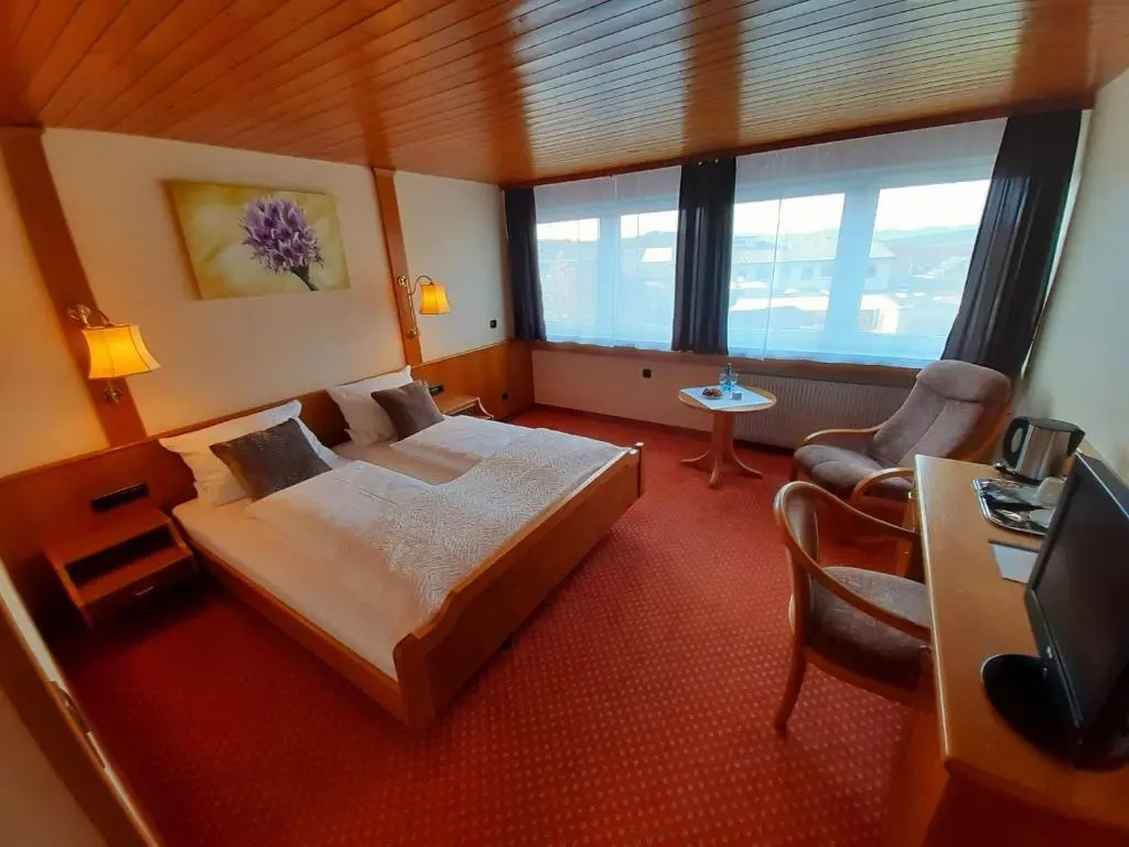 Hotel-Restaurant Rebstock - Chambres
