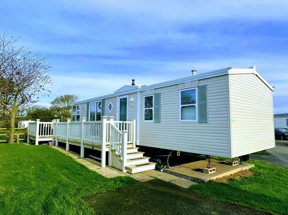 Sea Breeze-a Beautiful 3 Bed,pet Friendly Retreat