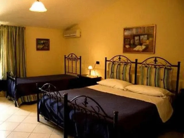 Tavernola Locanda Di Campagna - Chambres