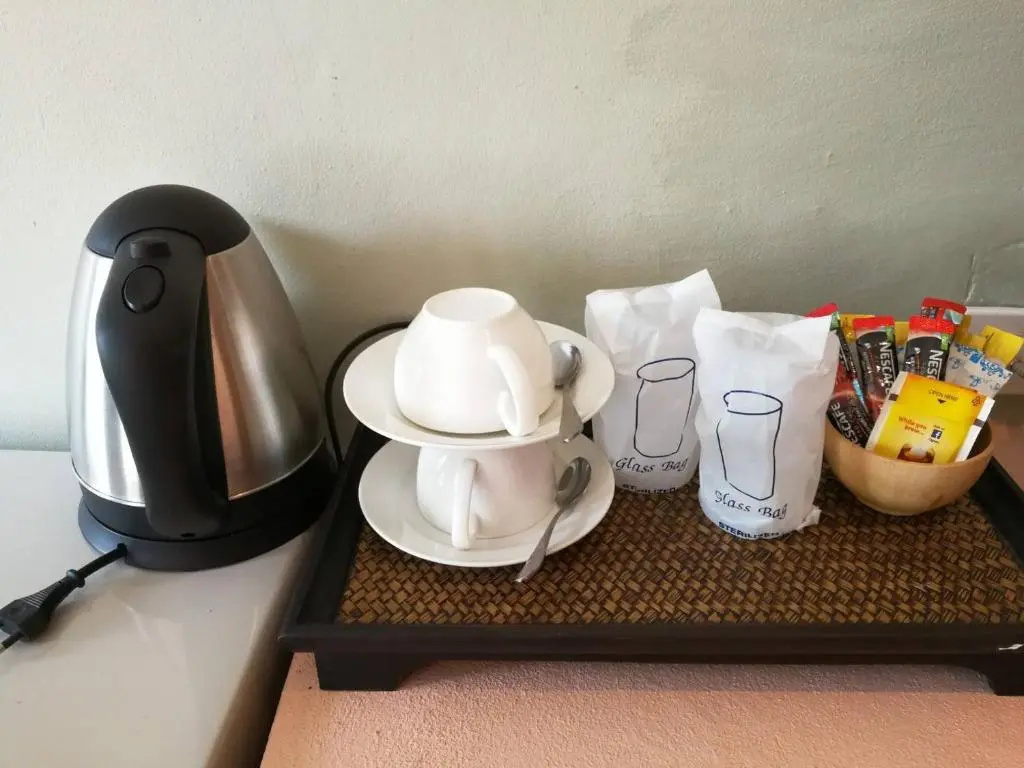 Food & Beverage