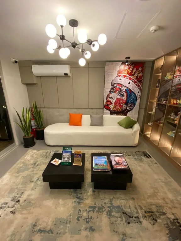 Yours Hotel Lifestyle - фото 15