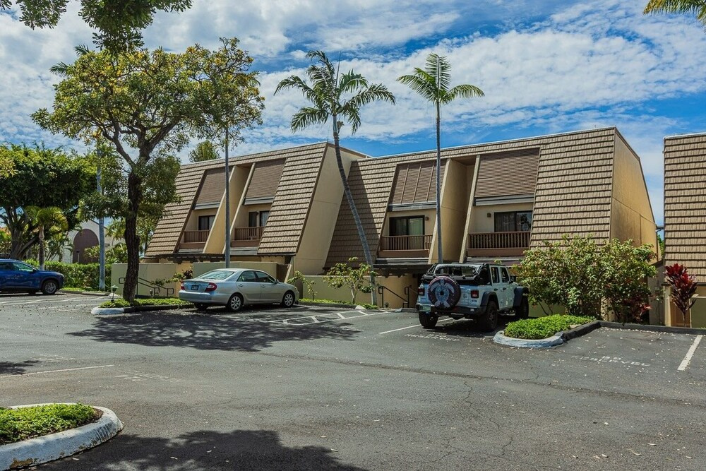Maui Kamaole B102 1 Bedroom Condo