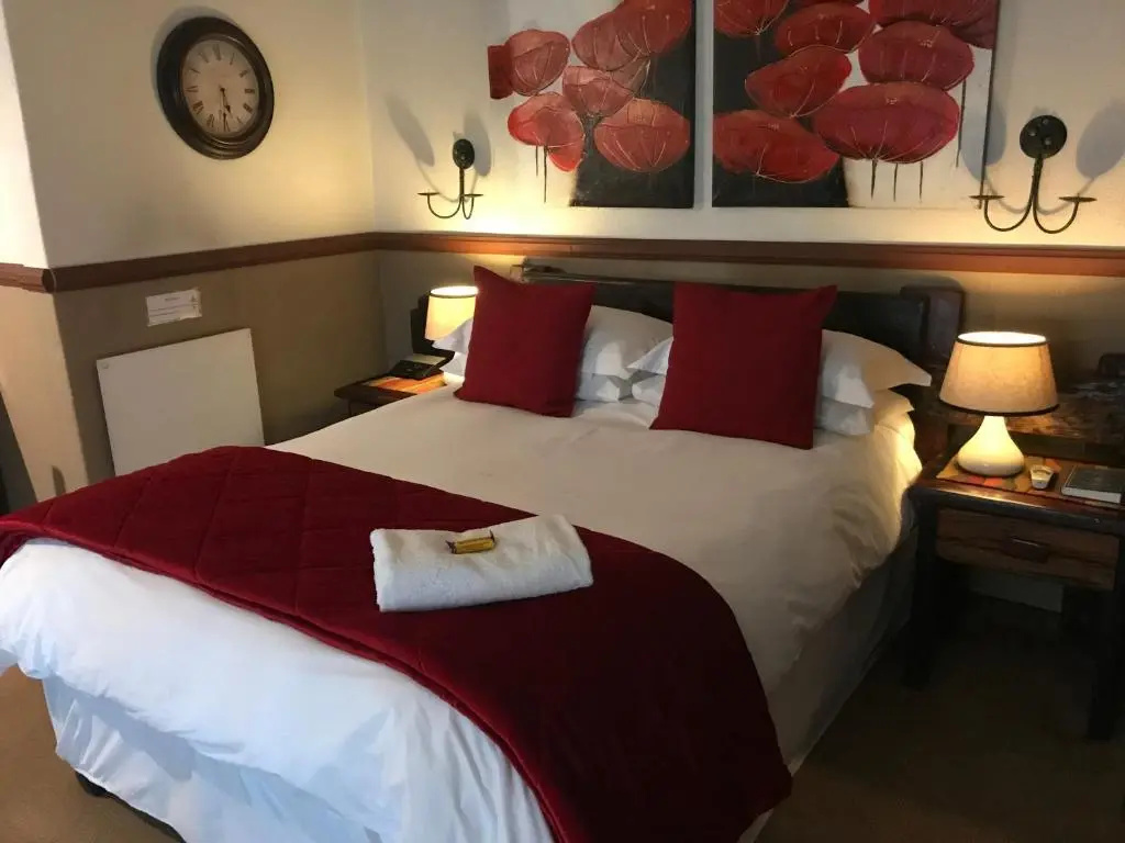 Standard Double room with balcony (full double bed)