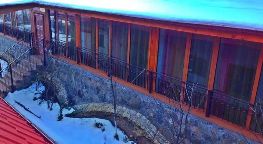 9 Suites Residence