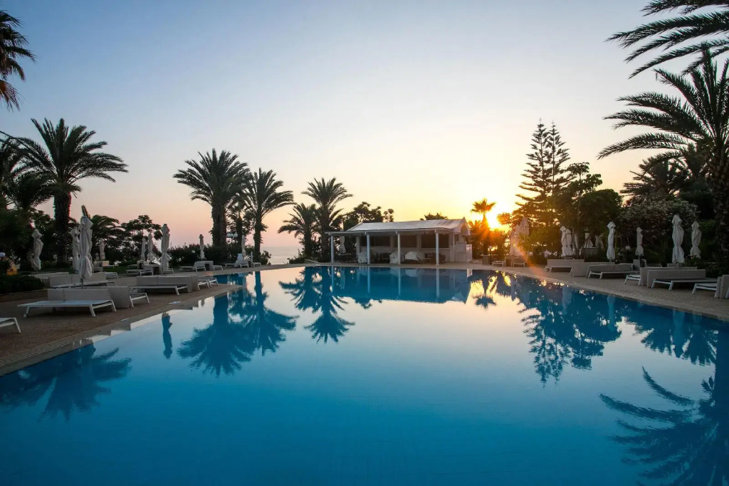 Crystal Springs Beach Hotel - Général