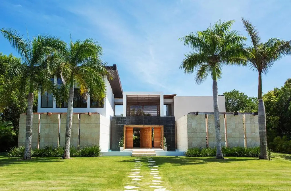 Unbelievable Villa with Pool - Perfect Family Vacay