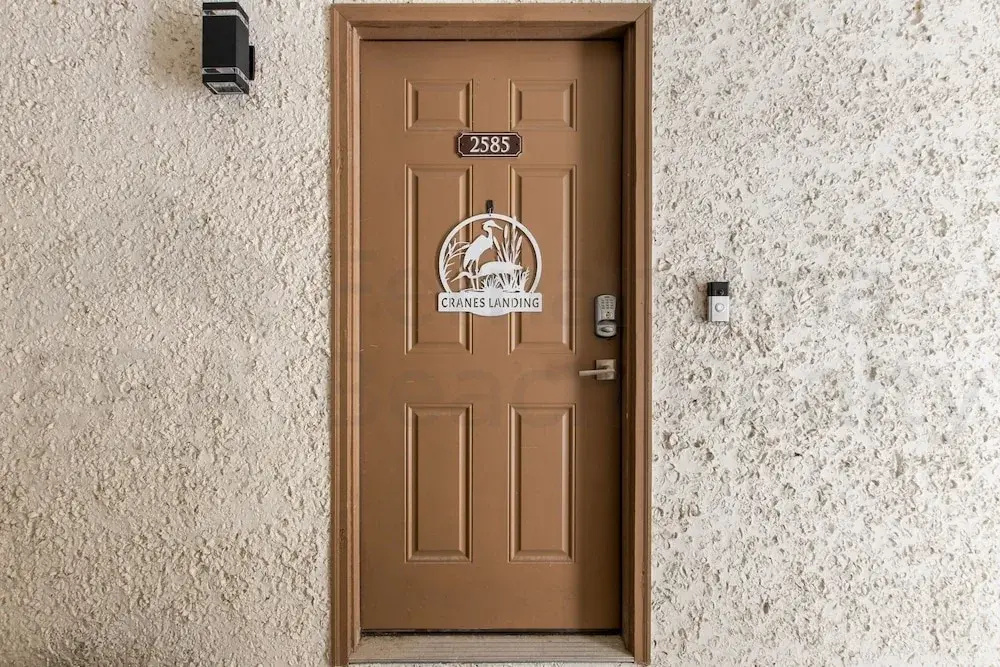 2585 Forest Ridge 2 Bedroom Condo