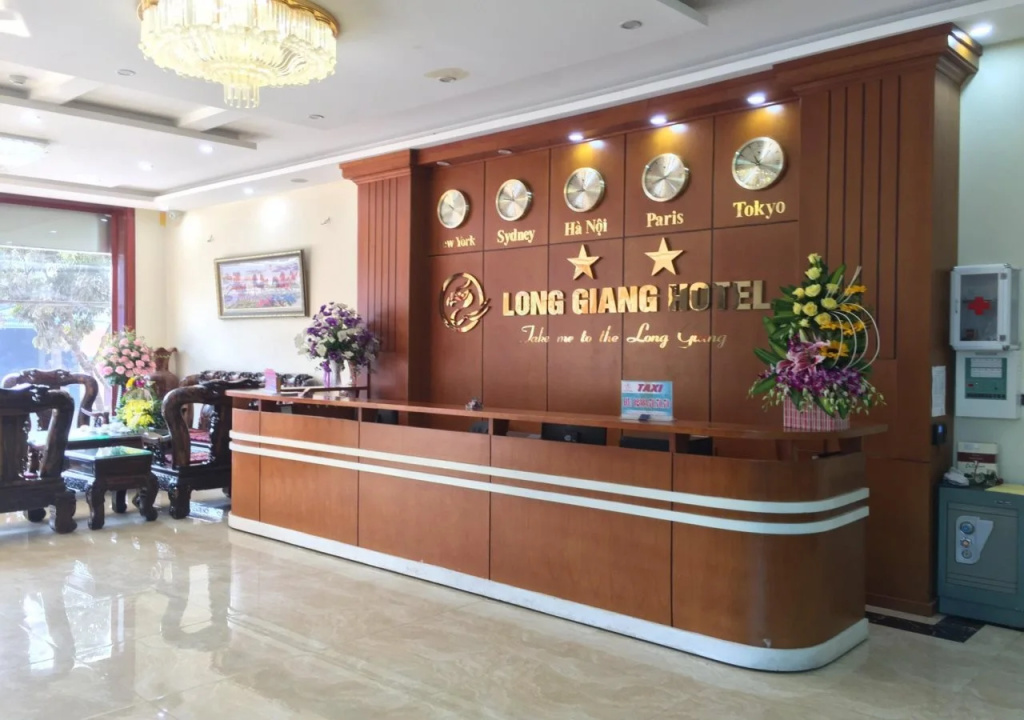 Lobby & Reception