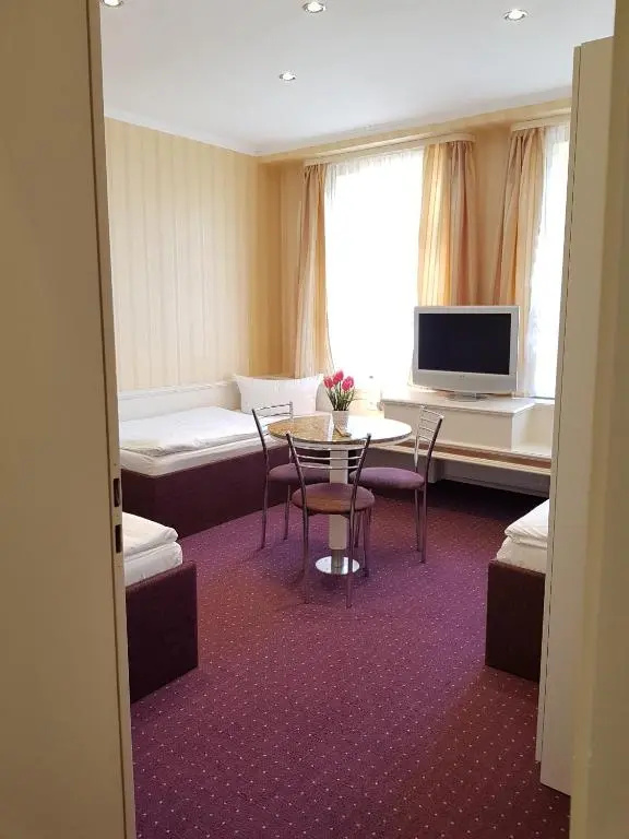 Standard Family room