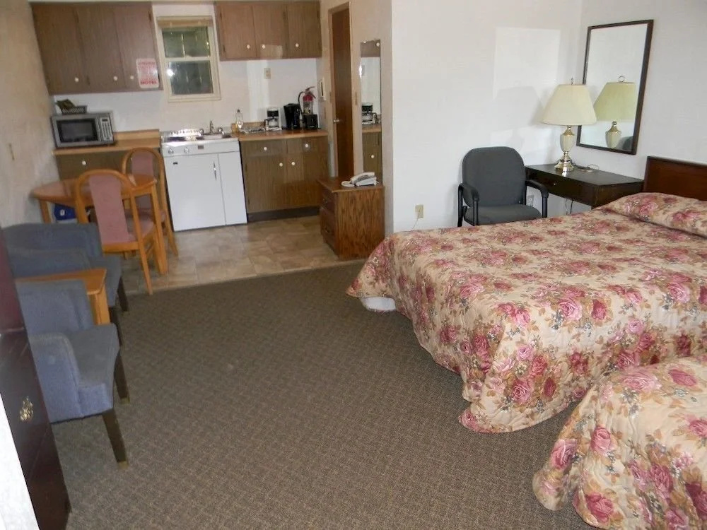 Cedar Court Motel