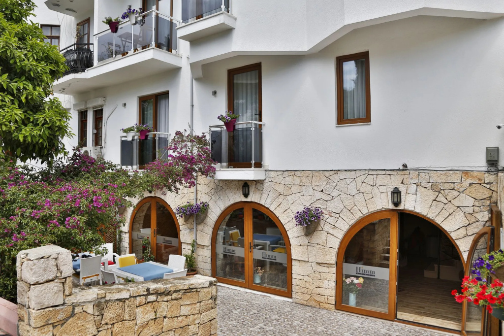 Hotel photo 1
