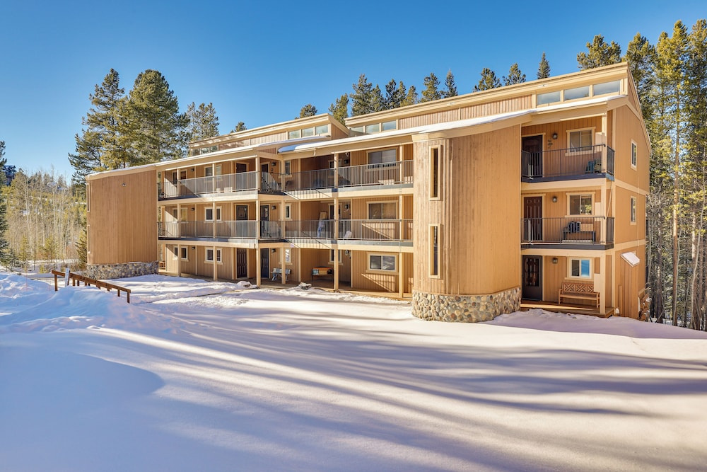 Colorado Condo ~ 2 Mi to Winter Park Resort!