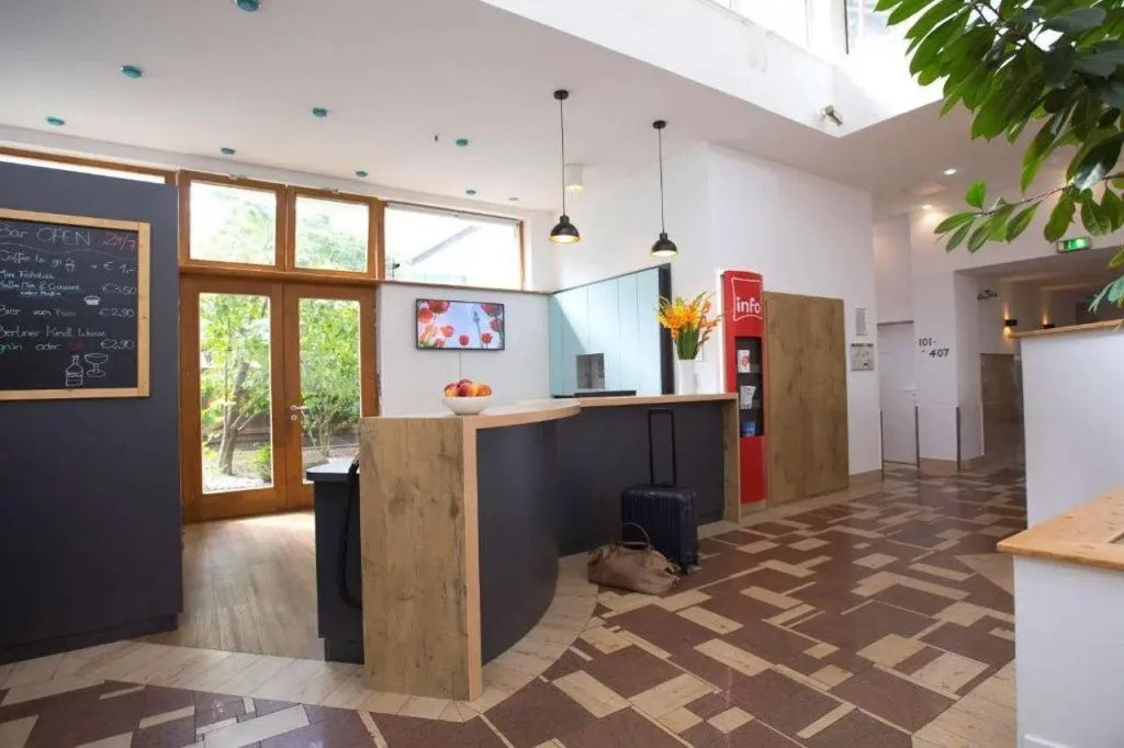 Hotel photo 2