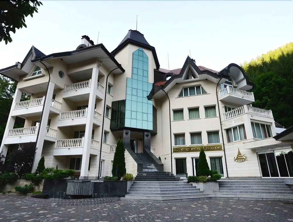 Evergreen Palace