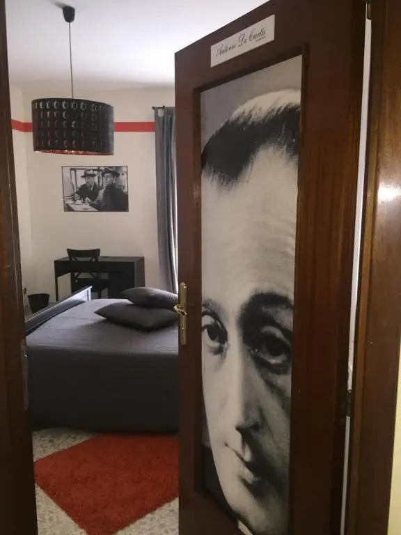 Standard Double room with balcony (full double bed)