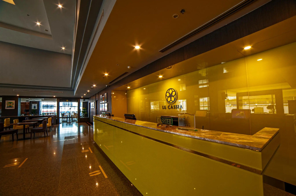 Lobby & Reception