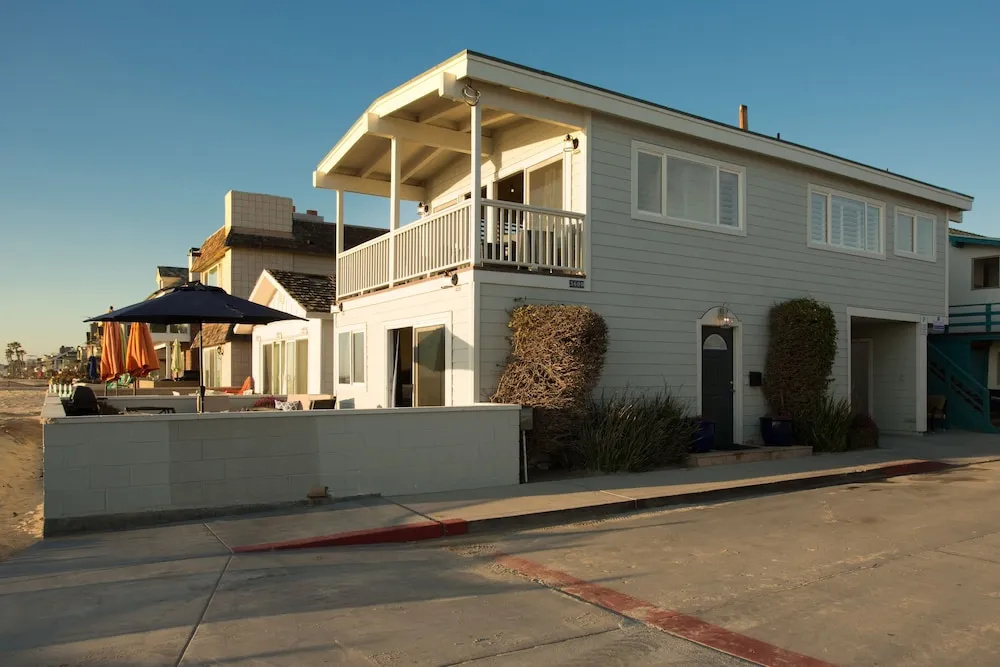 3600 W Ocean Front Elli 2 Bedroom Home