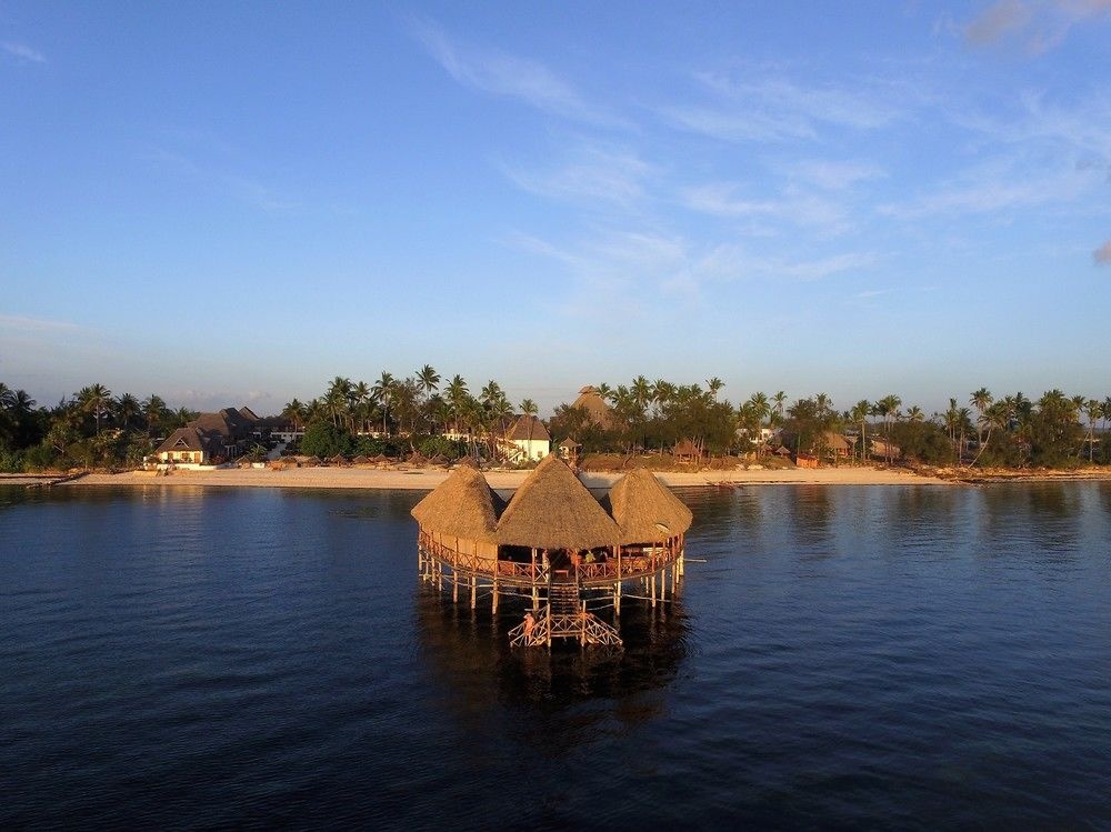 Beach & Waterfront