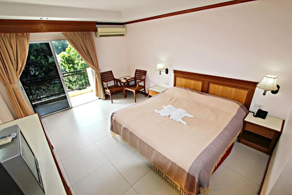 Standard Double room (full double bed)