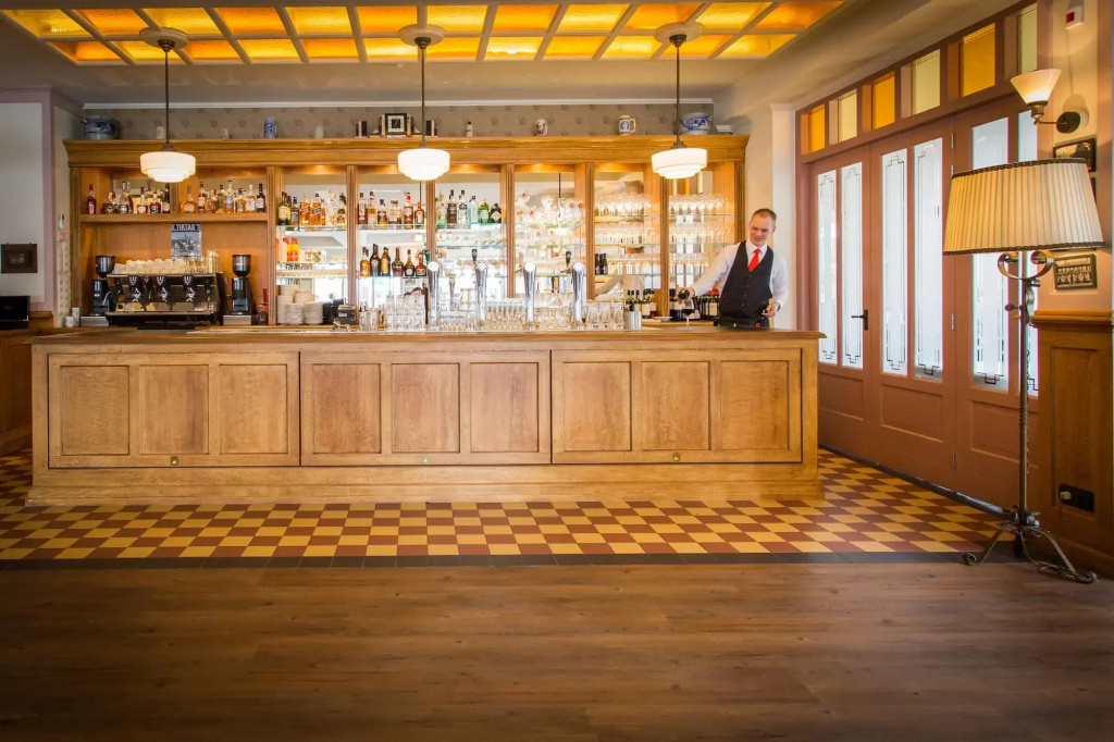 Brinkhotel - Général