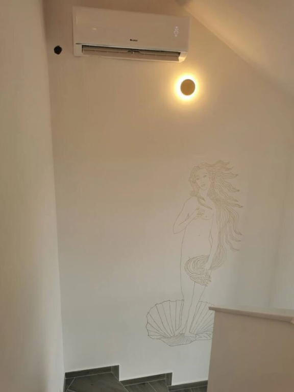 Luxurious 2-bed Appartment in Mandre With Pool - фото 9