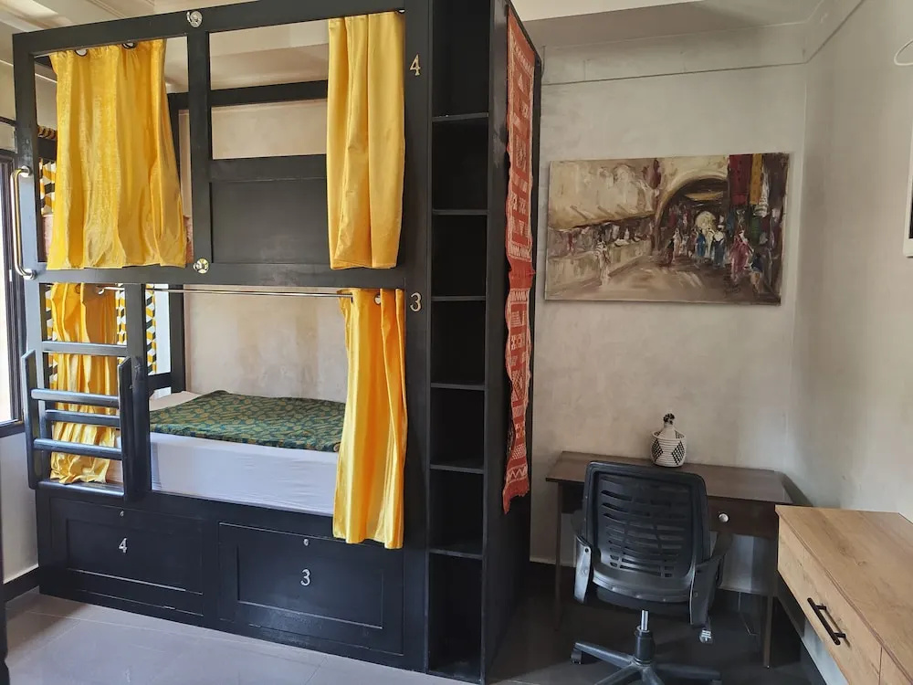 1 Bedroom Bed in Dorm with city view