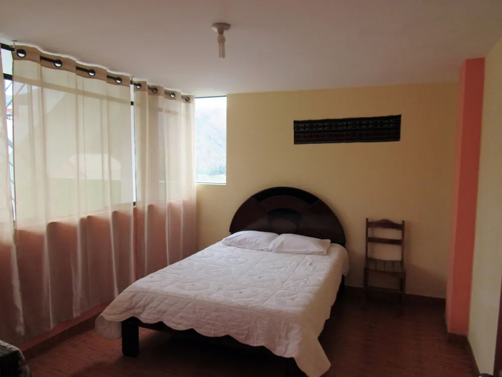 Classic Double room with garden view (full double bed)