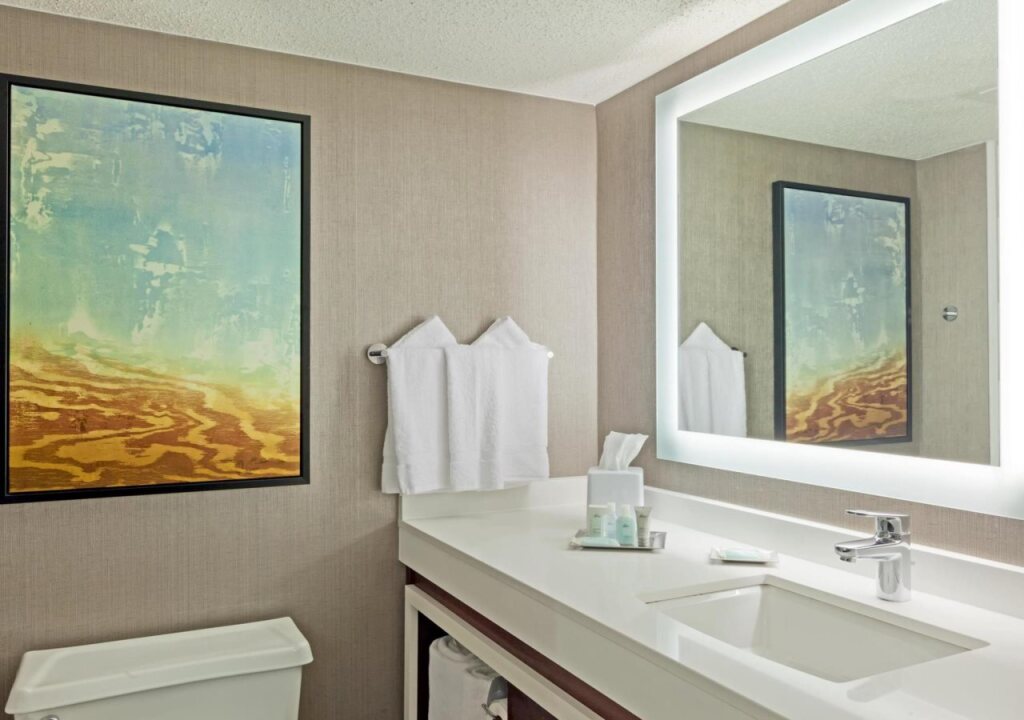 gallery_image_hidden_15