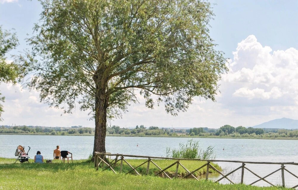 Awesome Apartment in Castiglione D.lago PG With Wifi and Outdoor Swimming Pool