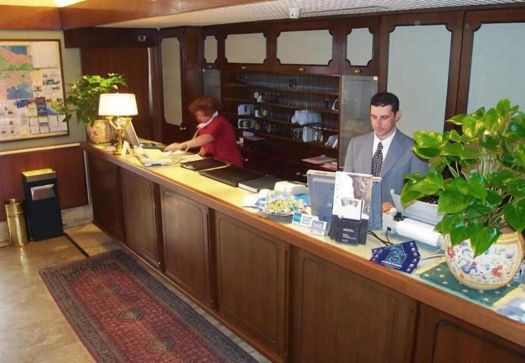 Hotel photo 8