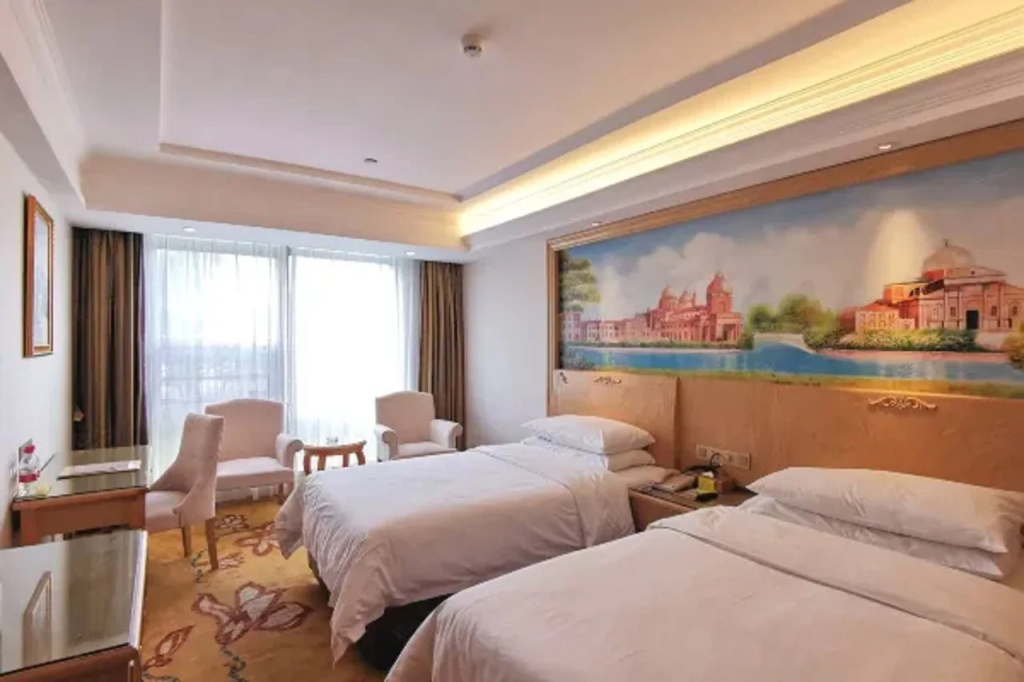 Vienna Hotel (Shenzhen Window of the World, Qiaocheng East Metro Station) — foto 2