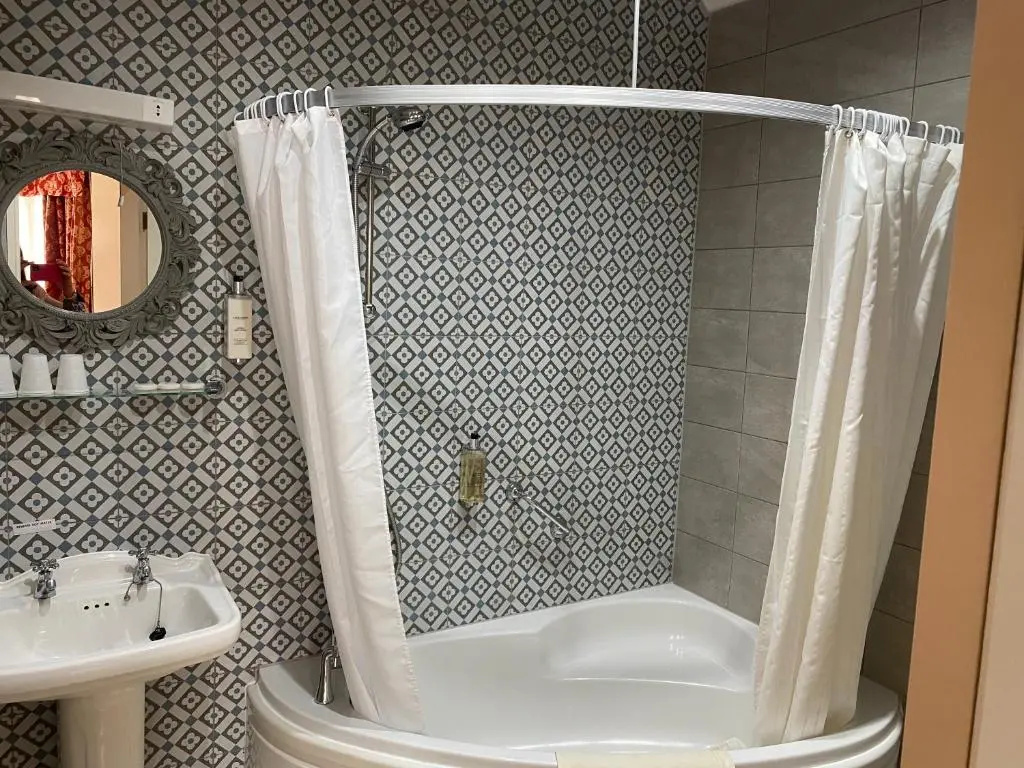 Farnley Tower Guesthouse - Chambres