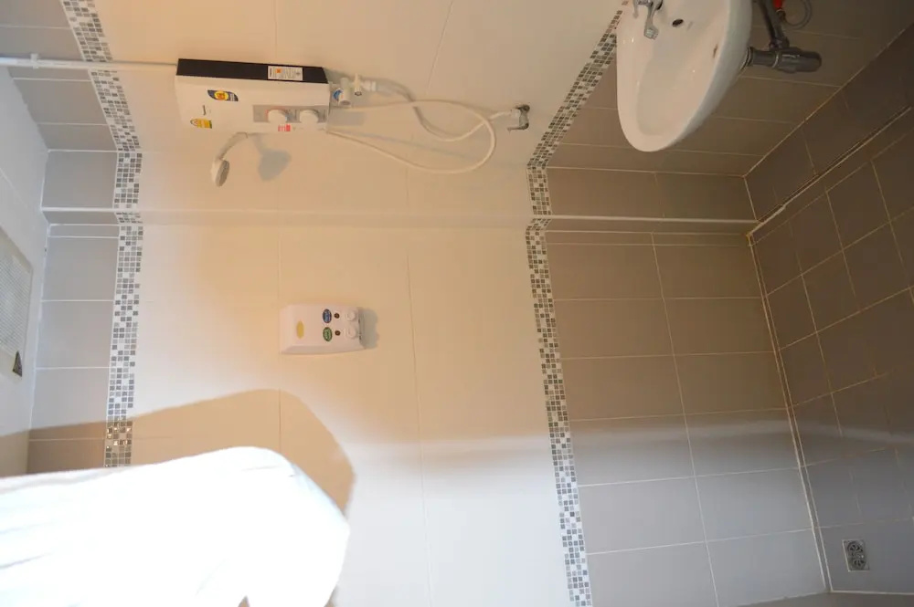 Standard Double room with balcony (full double bed)