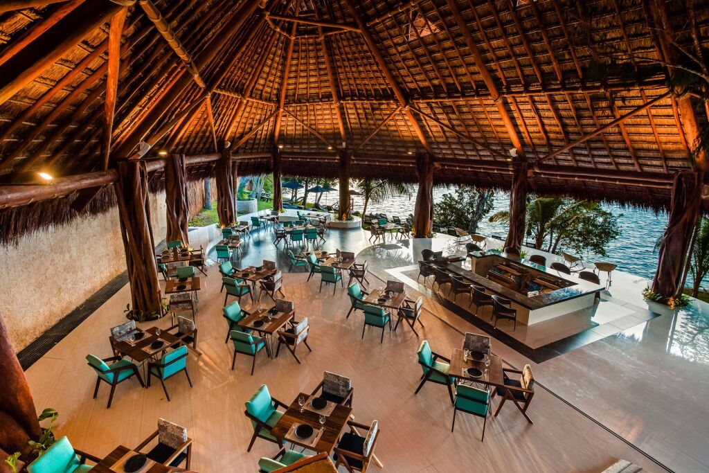 Mia Bacalar Luxury Resort & Spa picture